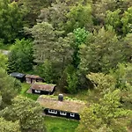 Semesterbostad Log Near Vesterstrand On *